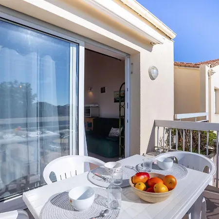 Les Fees De Mirbois By Interhome *